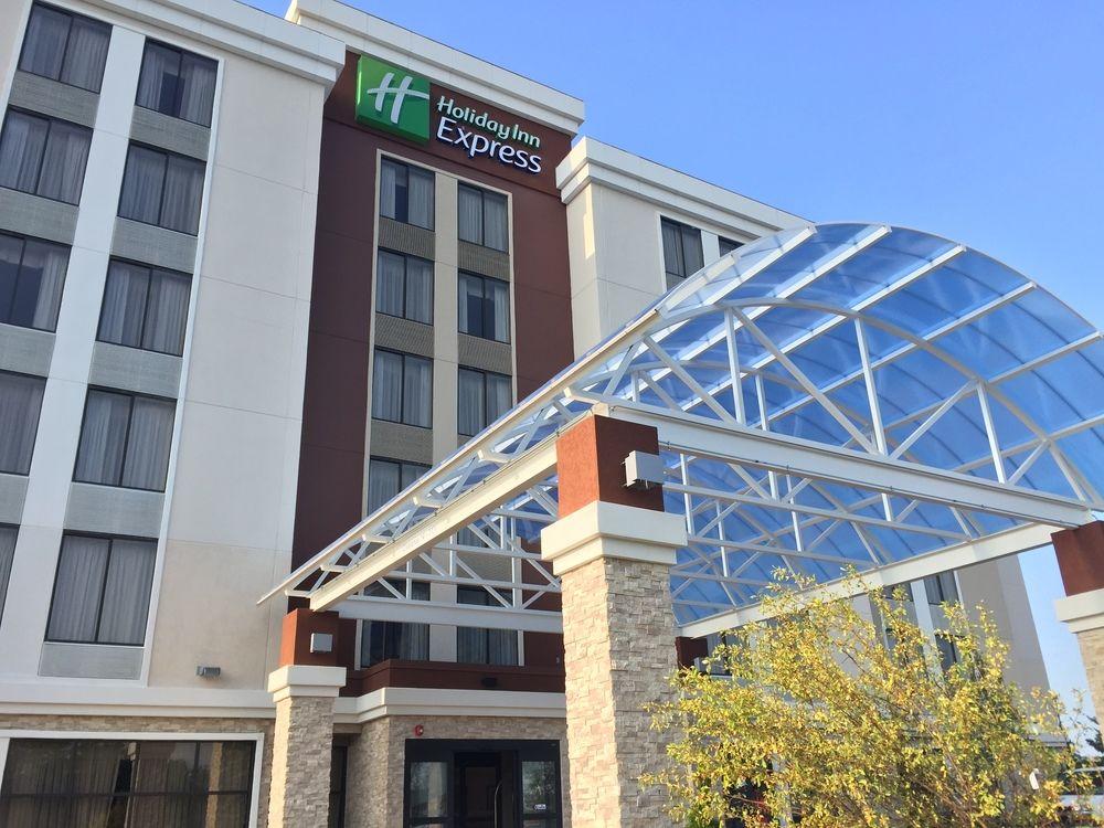 Holiday Inn Express Chicago Nw - Arlington Heights By Ihg Ngoại thất bức ảnh
