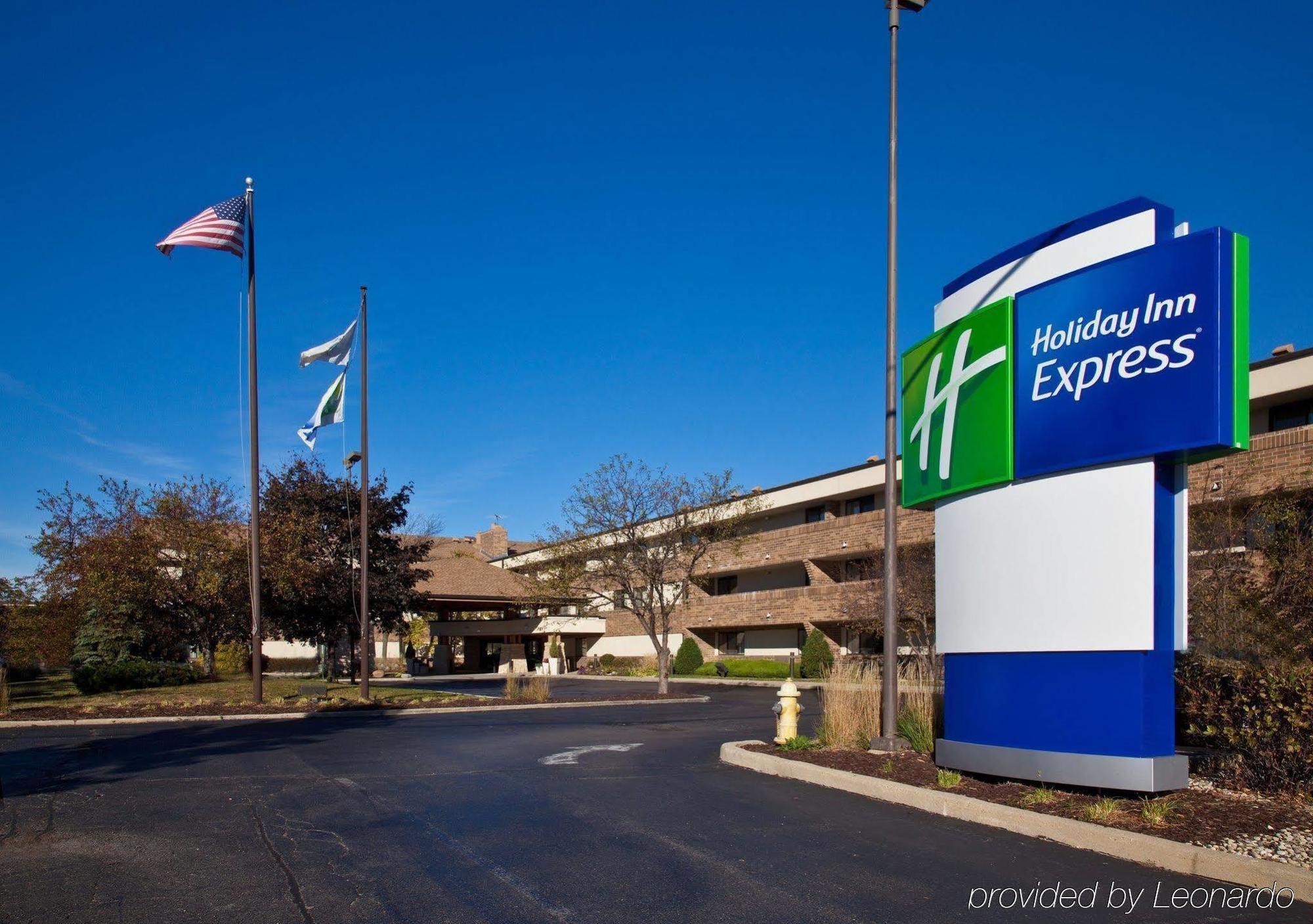 Holiday Inn Express Chicago Nw - Arlington Heights By Ihg Ngoại thất bức ảnh