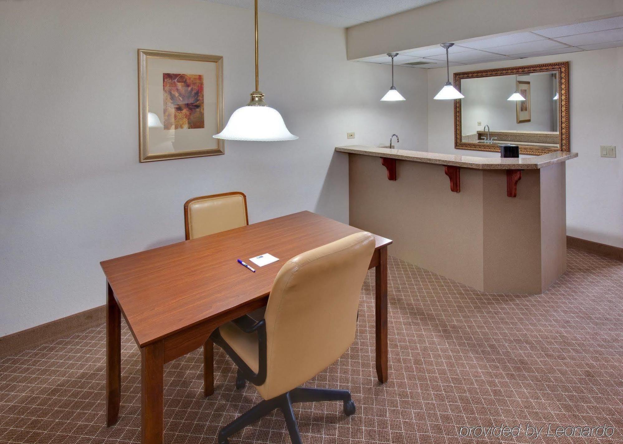 Holiday Inn Express Chicago Nw - Arlington Heights By Ihg Phòng bức ảnh